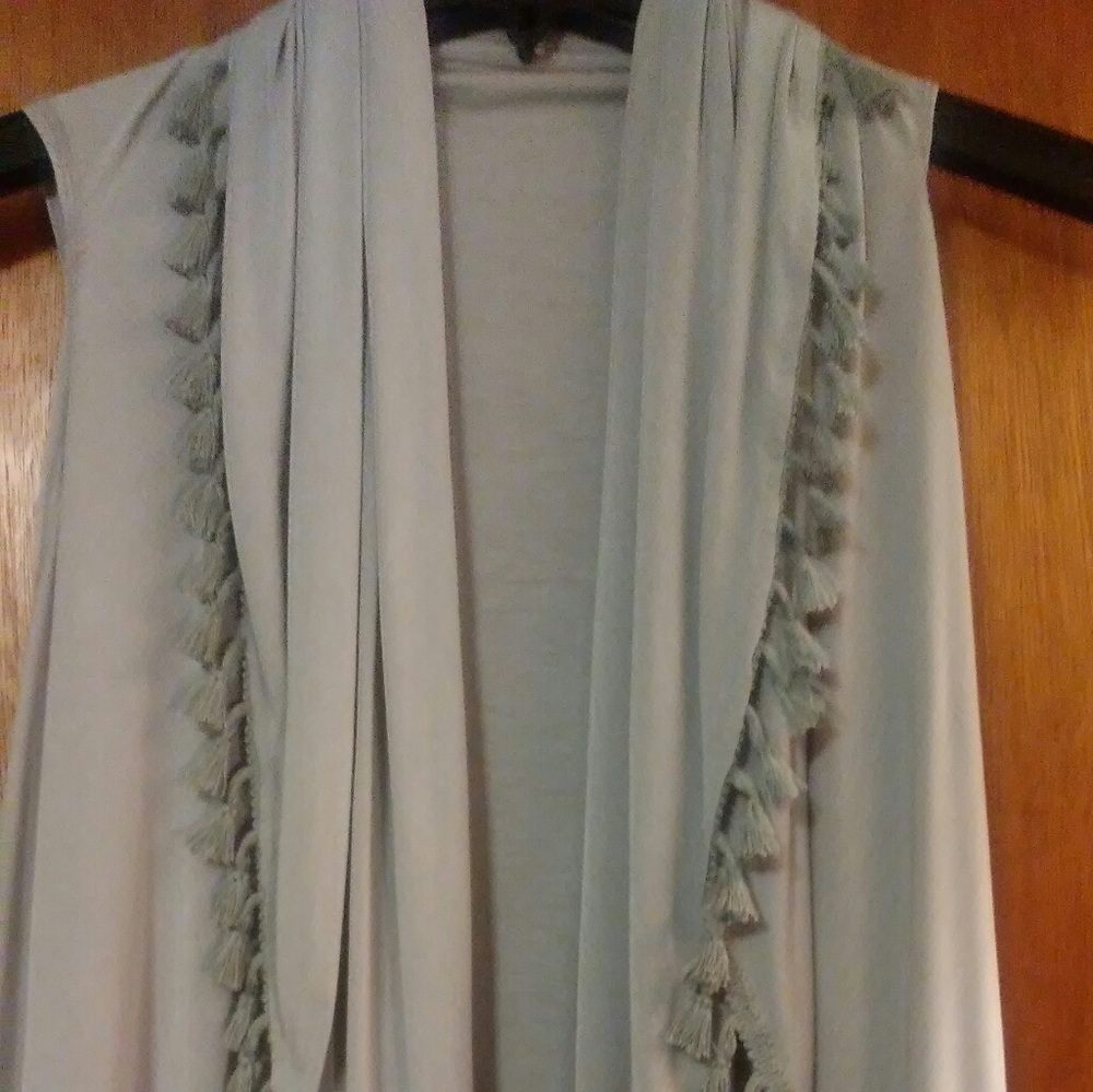 Sleeveless Wrap/Vest
